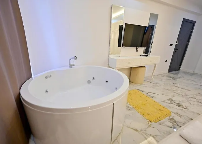 With Amazing View In - Kabak *