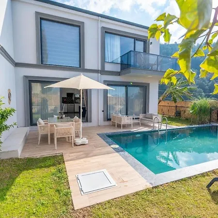 Villa With Amazing View In - Kabak