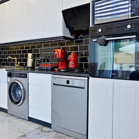 Villa With Amazing View In - Kabak *